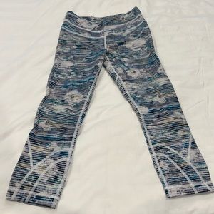 Lululemon Cropped Running Leggings Size 4